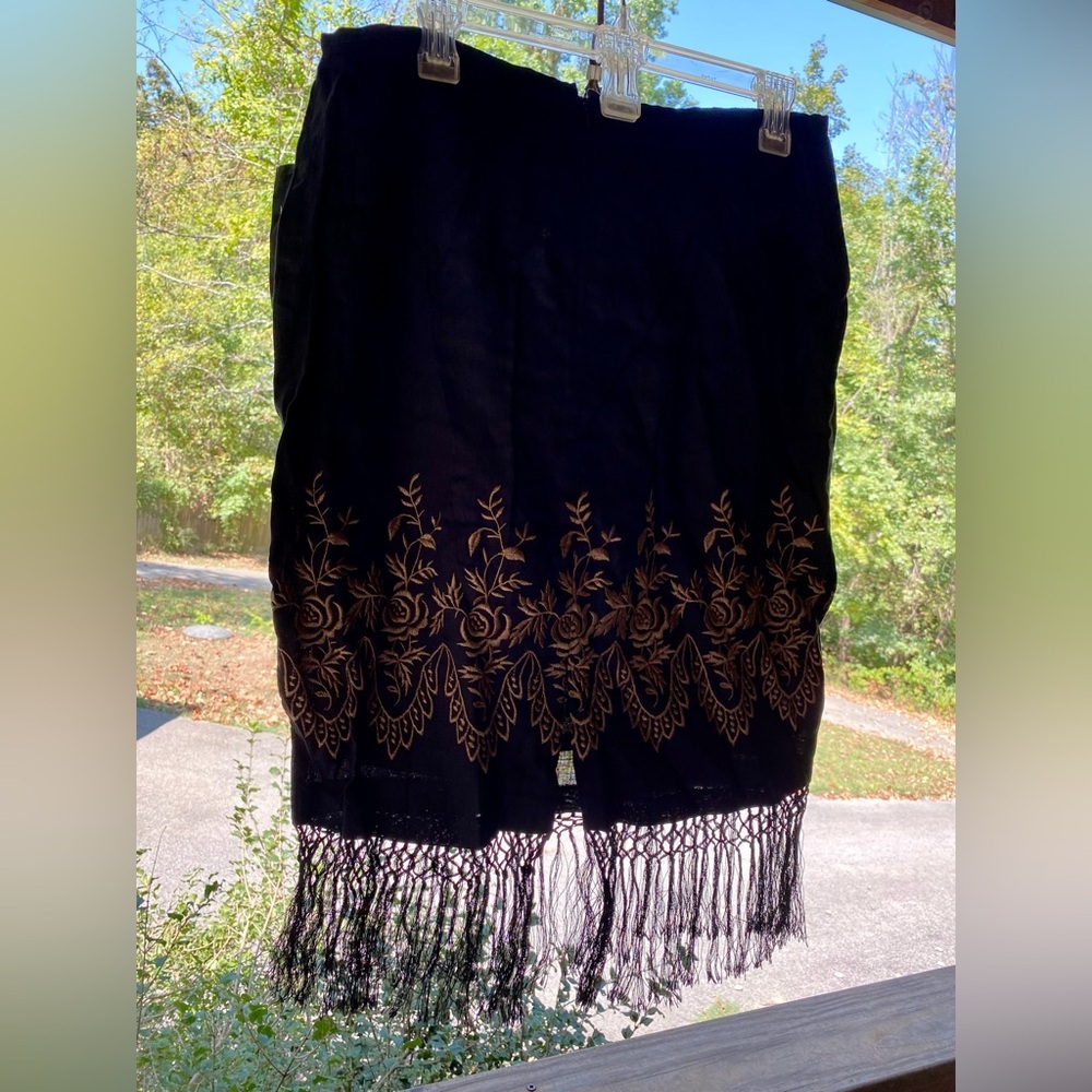 🔥Karen Kane Embroidered Fringe Linen Skirt🔥 NWT